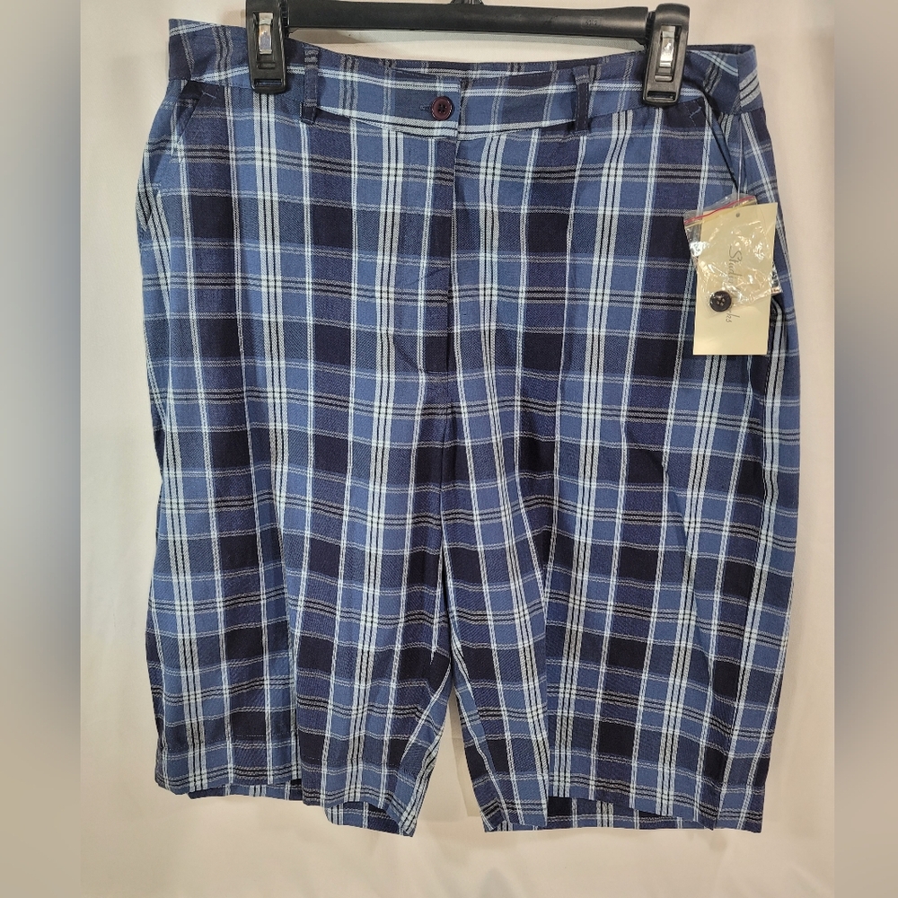 Womens, Studio Works Blue Plaid Bermuda Shorts, size 14, nwt